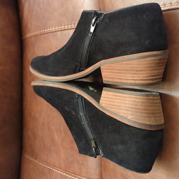 Lucky Brand Black Suede Ankle Booties - Picture 6 of 7